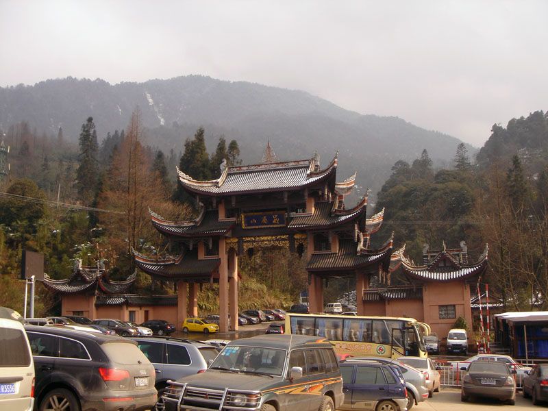 1峨眉后山.JPG