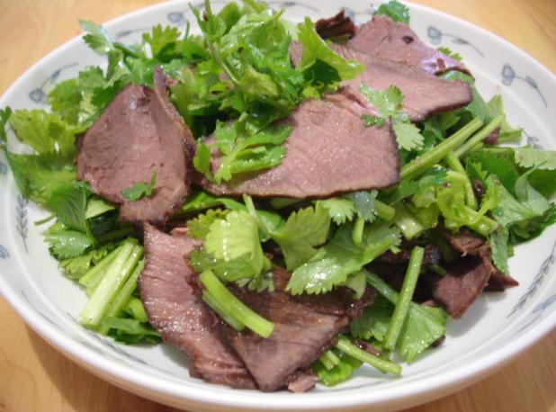 藤椒香菜拌牛肉
