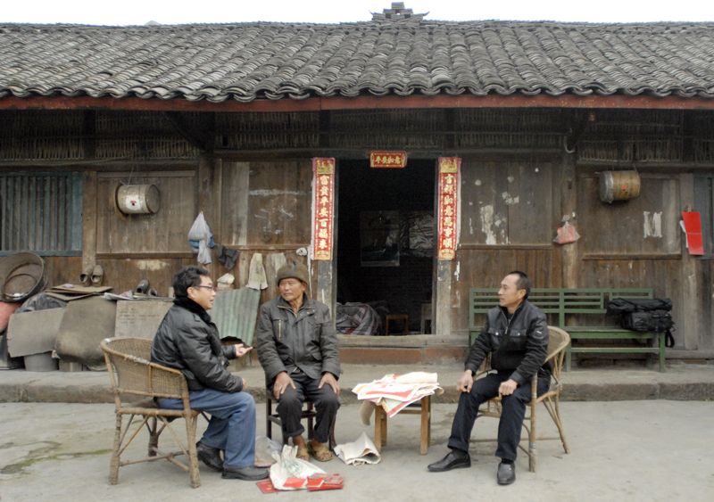 02这是梁邦彦位于界牌镇江村4社的家.jpg