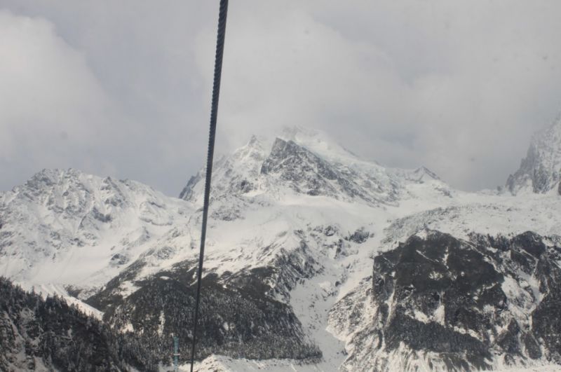 雪山.jpg