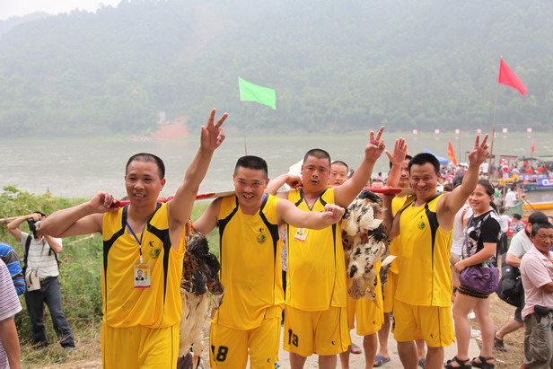 郑新龙舟照片 098.jpg
