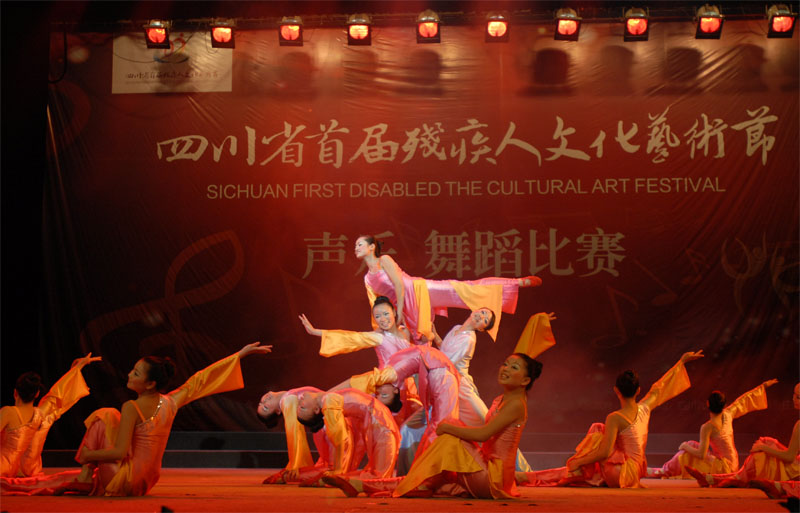 绽放的青春01.jpg