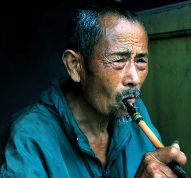 鍋ヨ皥鐨勮€佷汉.jpg.thumb[1].jpg