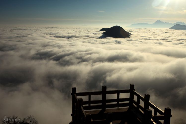 琼台.jpg