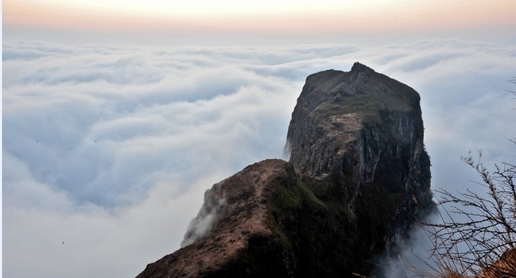 大山包  鸡公山.jpg