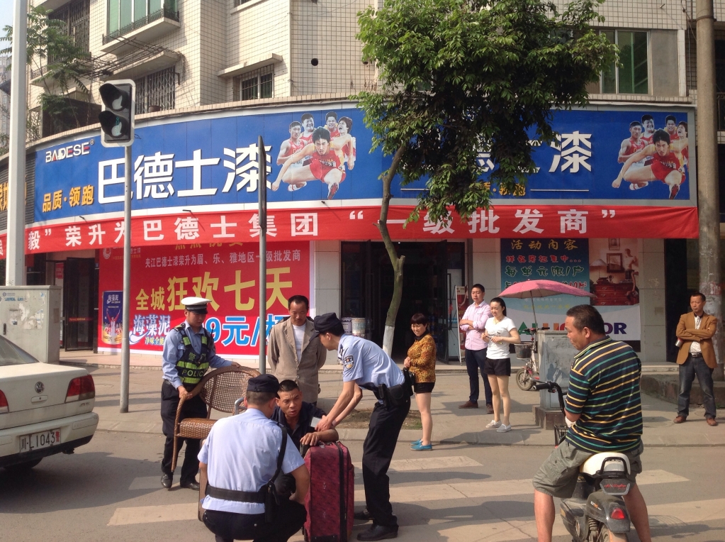 夹江县有多少人口_夹江县人民医院图片(3)