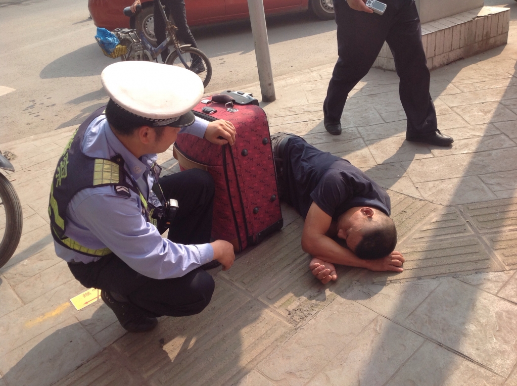 夹江县有多少人口_夹江县人民医院图片(2)
