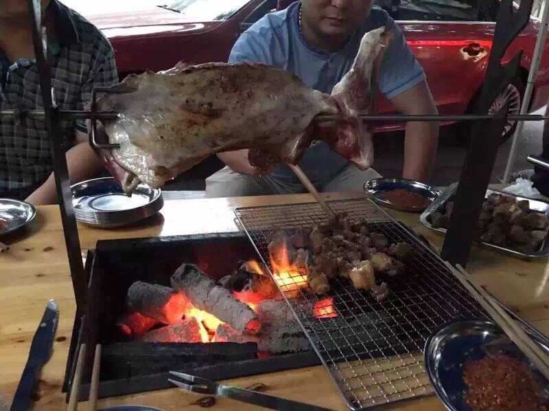 125647