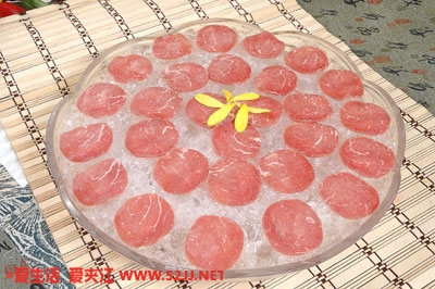 这是“牦牛肉刺身”夏天吃很爽口