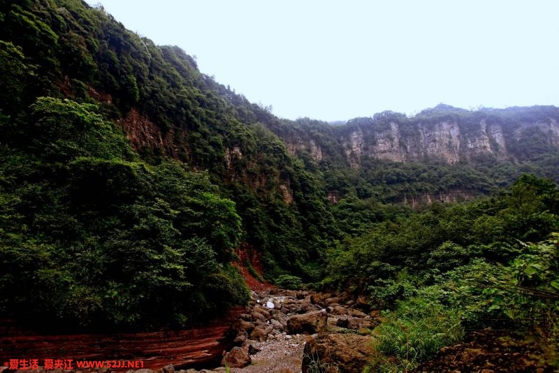 万仞山1.JPG
