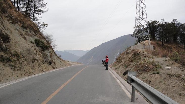 翻越大凉山 (5).JPG
