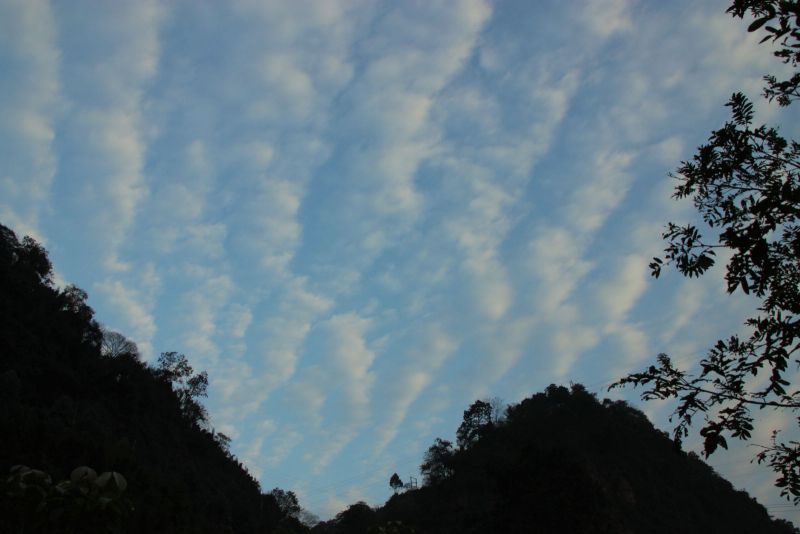 黄昏归途，难得的好天气.jpg