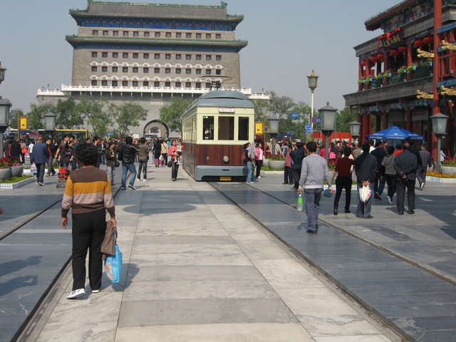前门1.JPG