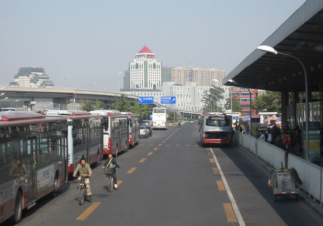北京南站2.JPG
