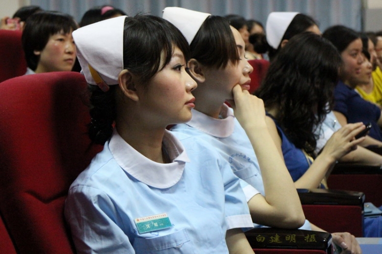 护士观众1.jpg