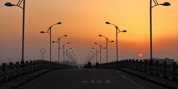 -初升的太阳.JPG