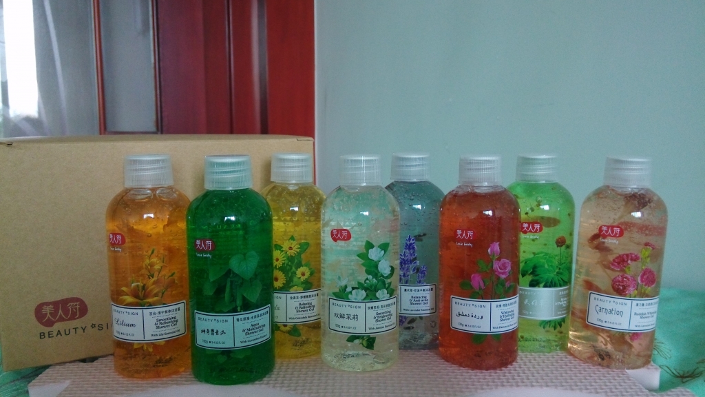 美人符7+1鲜花精油沐浴露套装（8×100g）