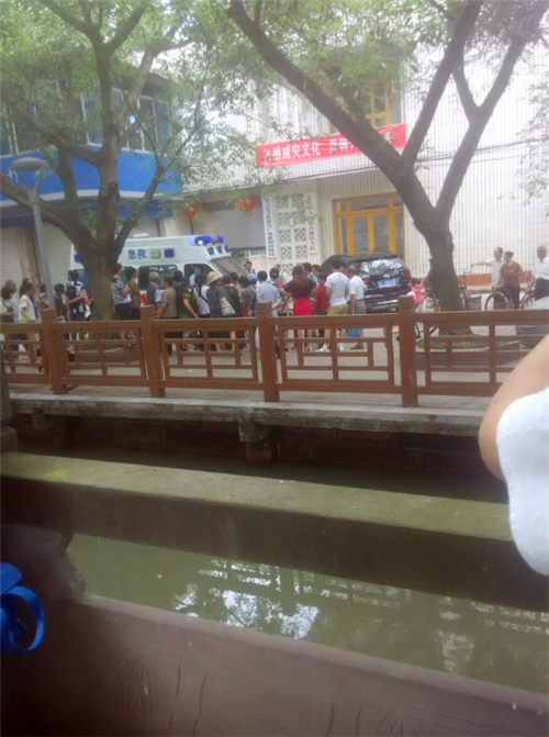 打架大妈！！！！！_副本.png