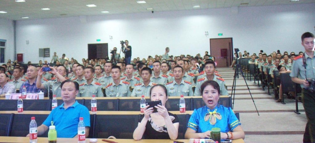 20观众.jpg