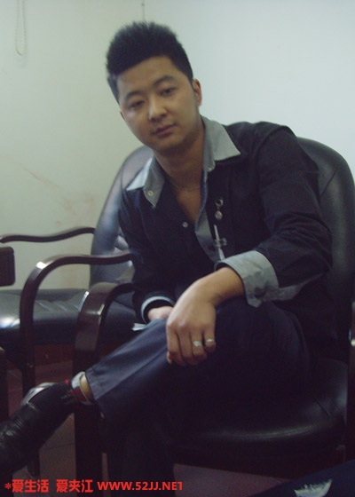 前沿发艺杨岭1.jpg